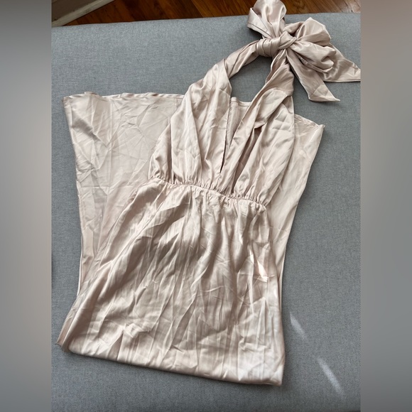 Never Worn Champagne Satin Dress (Size: Small) - Picture 3 of 4